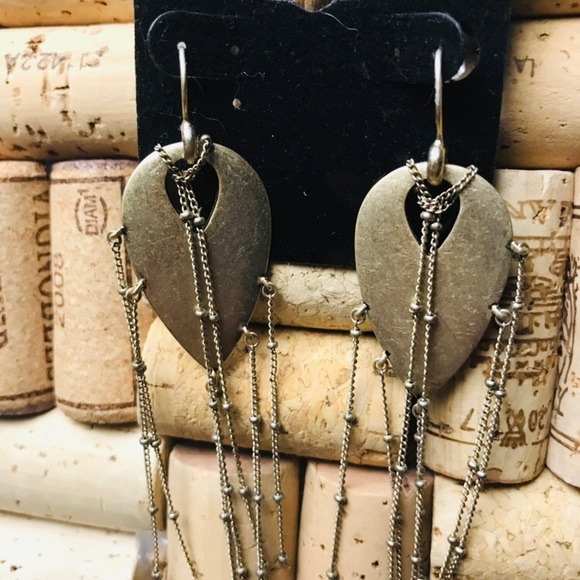 KC Statement Earrings - Picture 2 of 5